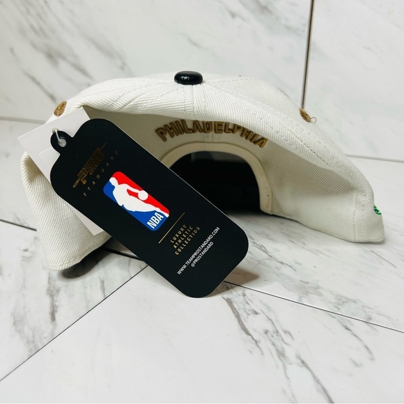 NEW Pro Standard Philadelphia 76er NBA Basketball Embroider Adjustable Snapback - Picture 3 of 5